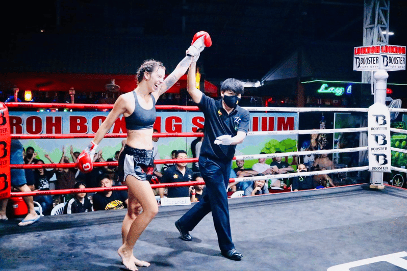 Chiang Mai: Loi kroh Muay Thai Boxing Stadium - The pre-fight Wai Kru Ram Muay, the part you should show up for