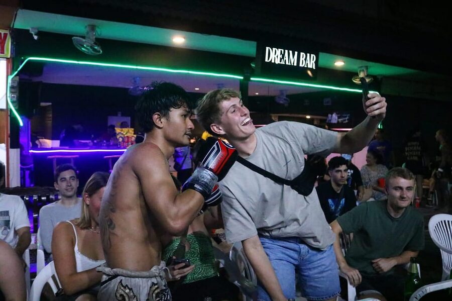 Chiang Mai: Loi kroh Muay Thai Boxing Stadium - Show schedule: Mon, Wed, Fri, Sat, 9:00 PM to 11:30 PM