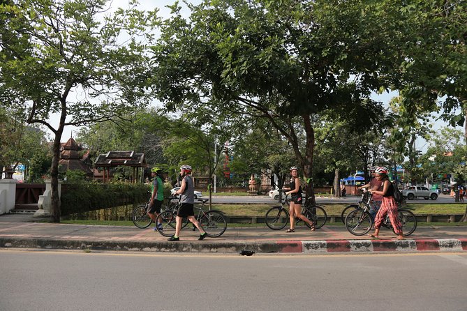Chiang Mai Night Bike Tour - Where You Meet, When You Start, and What to Do Before 6 p.m.