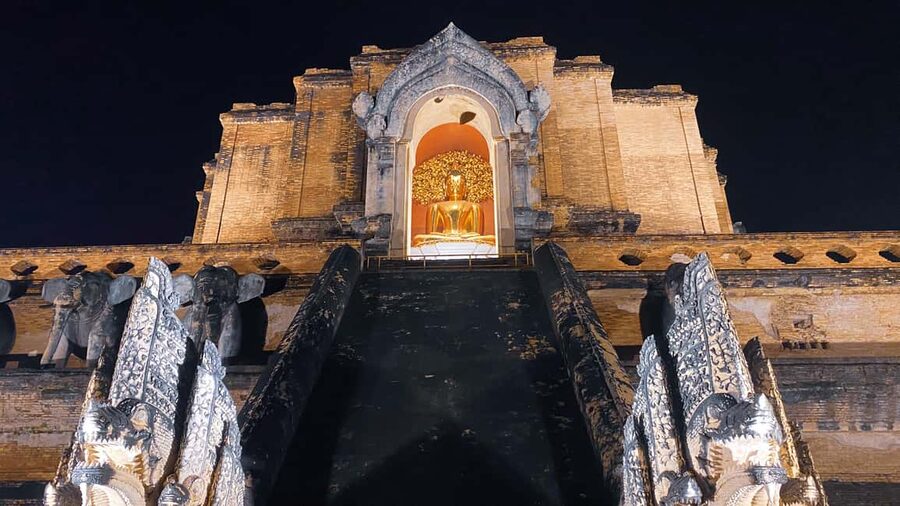 Chiang Mai Old City Twilight Walk Tour: Lanna Majestic Glow - Key things I’d focus on