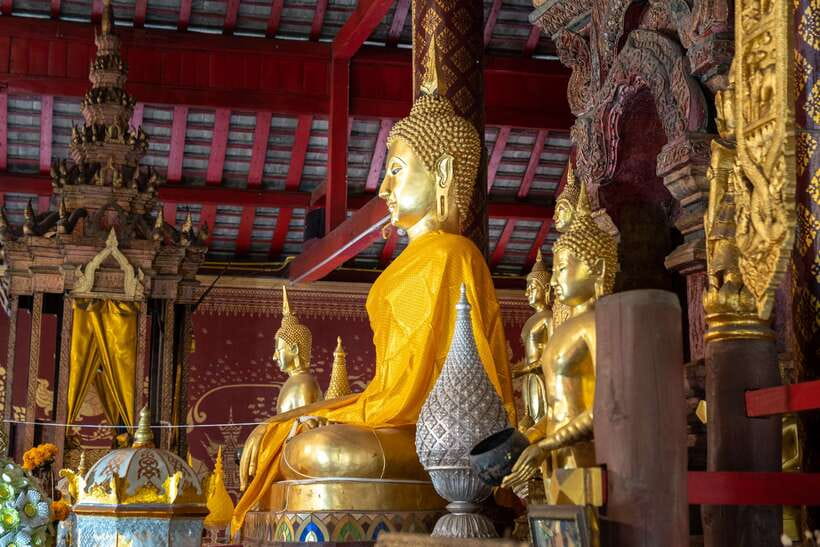 Chiang Mai: Private Historic Old City Bike Tour - Night - How the ride feels: distance, pace, and real safety habits