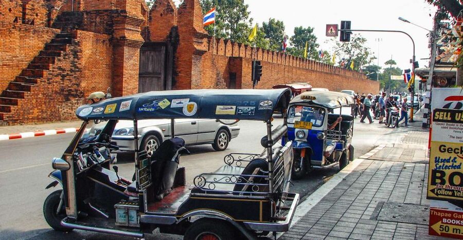 Chiang Mai: Private Tuk Tuk Tour of City Temples With Pickup - Key Things That Make This Tour Worth It