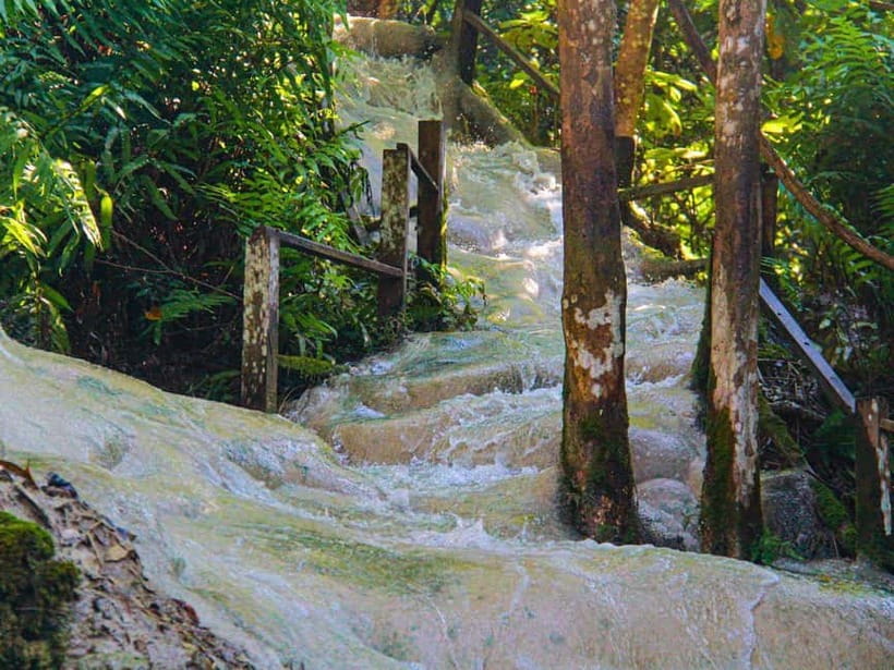 Chiang Mai: Sticky Waterfall by Local Truck with Market Stop - A few smart ways to get more fun out of limited time
