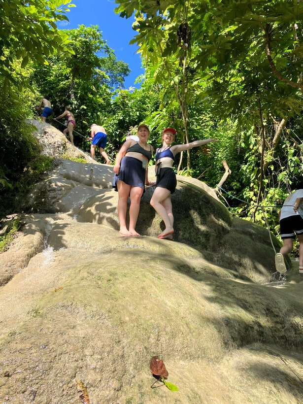 Chiang Mai: Sticky Waterfall scenic loop unseen lake &temple - Price and value: is $48 worth it?