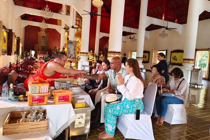 Chiang Mai Temples Visit Walking Tour with Ex-Monk Guide Part 1 - Price and time: what $25.96 really buys you