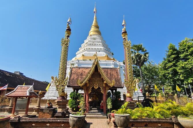 Chiang Mai Temples Visit Walking Tour with Ex-Monk Guide Part 2 - Wat Pa Pao, Tai Yai roots, and the story behind 1883