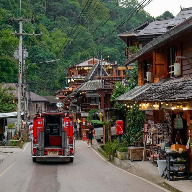 Chiang Mai: The Giant Café & Mae Kampong Village Day Trip - Mae Kampong Waterfall: short forest walk, big cool-down payoff