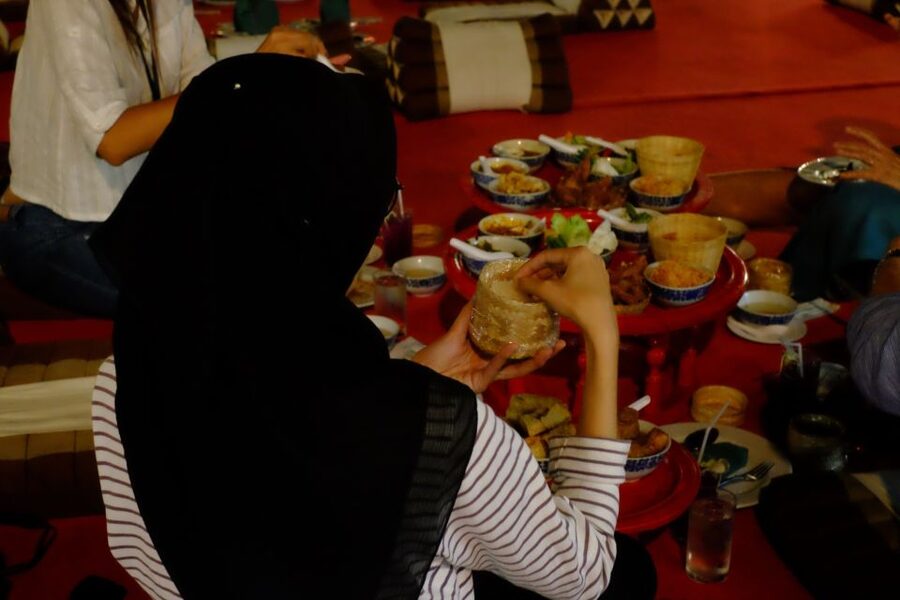 Chiang Mai Traditional Khan Toke Meal & Cultural Performance - FAQ