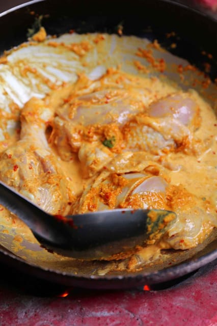 Chiang Mai : Traditional Northern Cooking Class - Course breakdown: sticky rice, curry, khao soi, chili sauce, banana-leaf egg