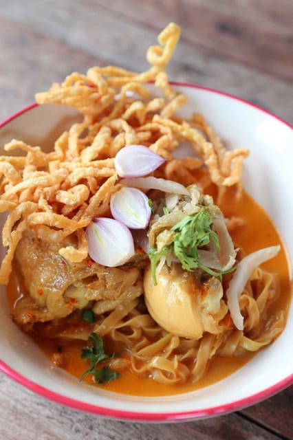 Chiang Mai : Traditional Northern Cooking Class - Group size, pacing, and languages: how this affects your comfort