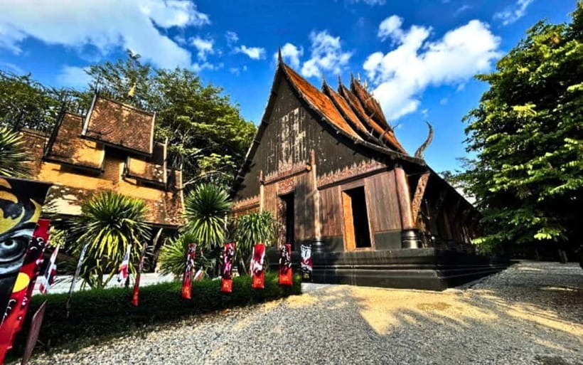 Chiang Mai: White & Blue Temples, Black House & Hill Tribes - Key highlights to know before you go