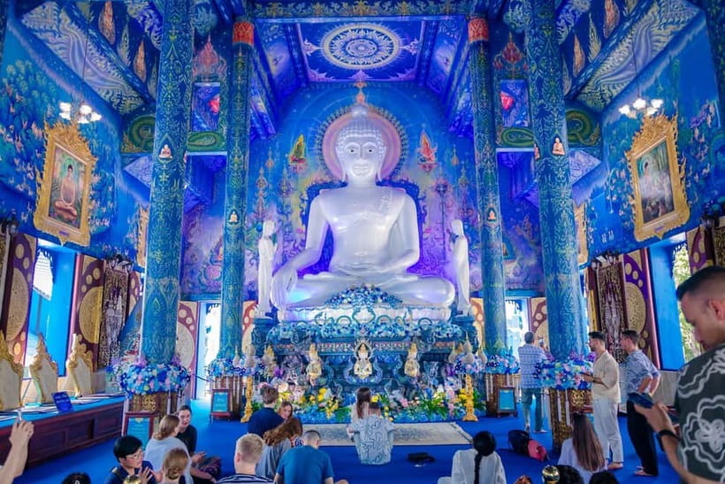 Chiang Mai: White, Red/Black & Blue Temples Tour with Lunch - Mae Kajan Hot Spring: the quick break that sets your mood