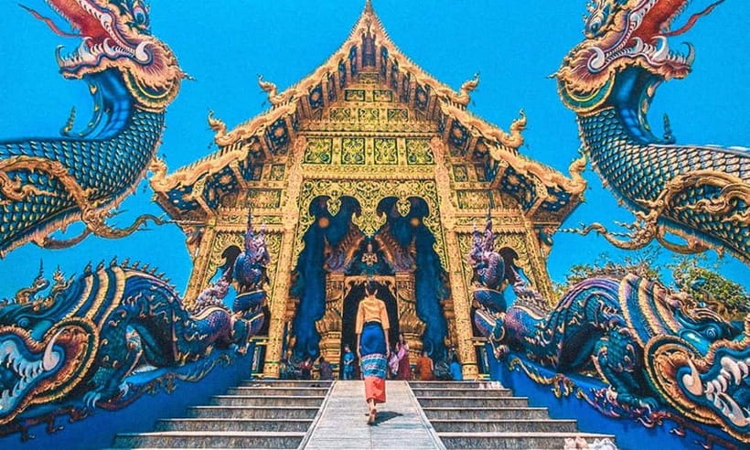 Chiang Mai: White Temple, Blue Temple, and Black House Tour - Mae Khachan Hot Spring Town: short break, better photos, cooler head
