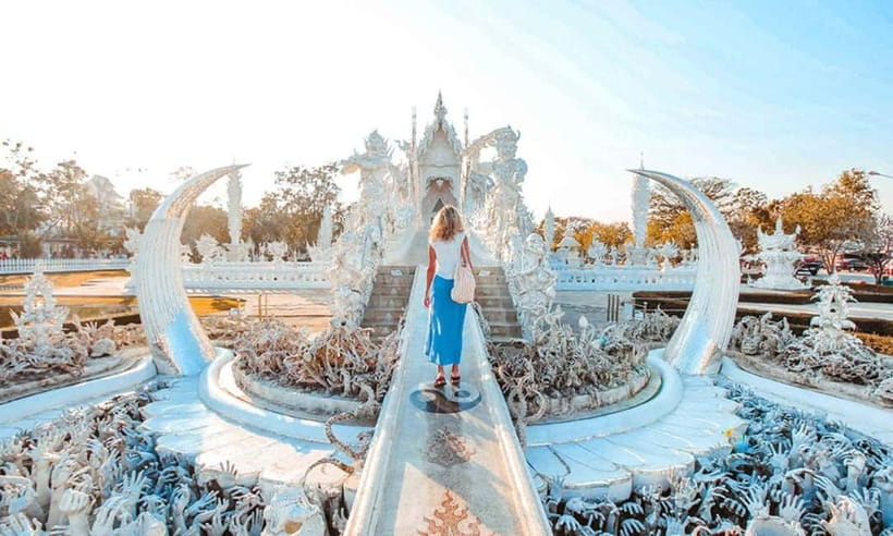 Chiang Mai: White Temple, Blue Temple, and Black House Tour - Time management: why the frequent stops are a big deal