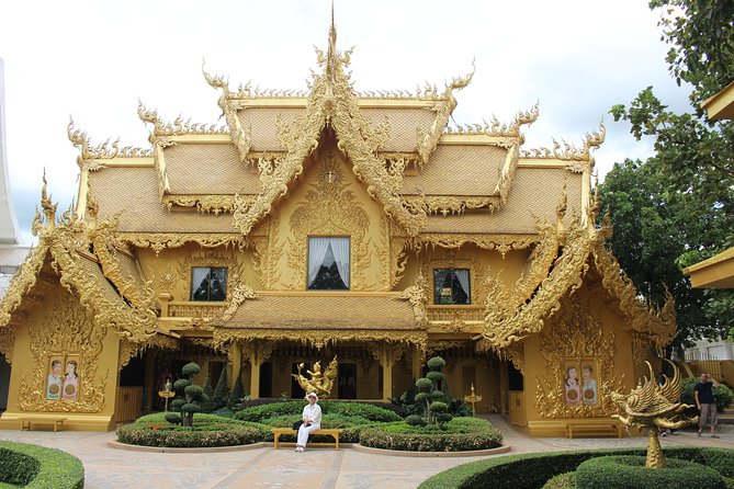 Chiang Rai Day Tour from Chiang Mai: White Temple & More w/ Lunch - Wat Rong Suea Ten (Blue Temple): short stop, strong visual payoff