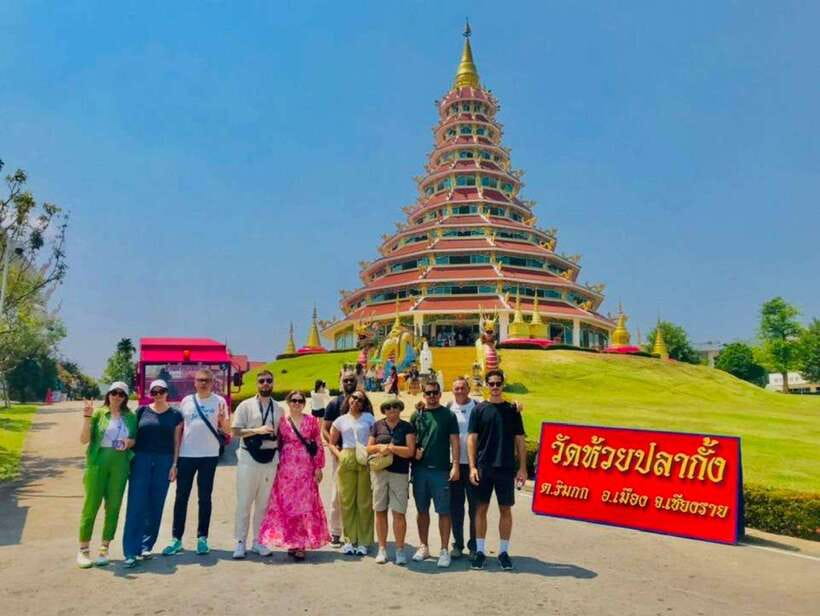 Chiang Rai: Excursion White, Blue,Red Temples & Lalitta Café - Getting from Chiang Mai: Pickup Windows and a Long 11 to 12 Hour Day
