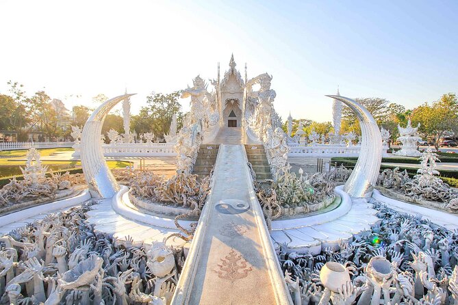 Chiang Rai Full Day Tour with Boat Trip and Longneck Village - Stop 2, Wat Rong Khun (White Temple): the showstopper