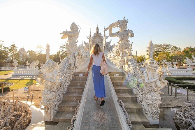 Chiang Rai Full Day Tour with Boat Trip and Longneck Village - Stop 4, Wat Rong Seur Ten (Blue Temple): modern temple, big color