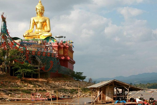 Chiang Rai, Golden Triangle and Long Neck Karen - Chiang Saen: Thailand’s oldest city and a gentler ending