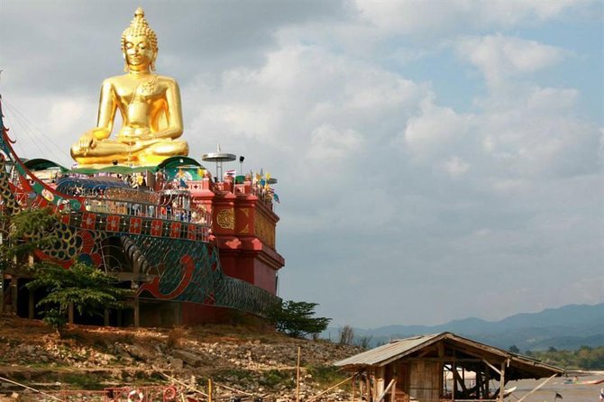 Chiang Rai One Day: White Temple, Golden Triangle, Akha Hilltribe - Ruak and Mekong viewpoints plus the optional Laos border boat trip