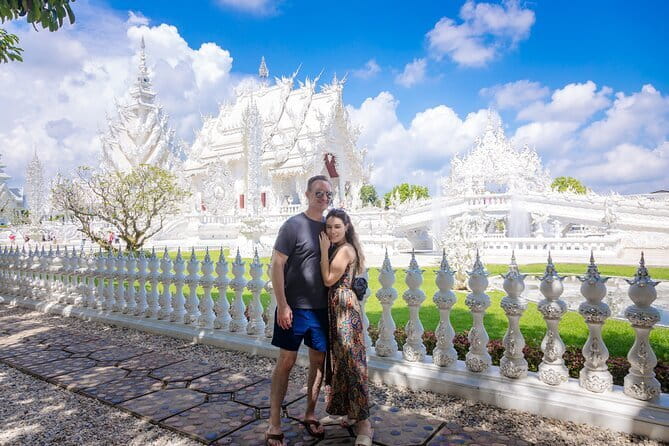 Chiang Rai White Blue Red Temples with Hot Spring from Chaing Mai - Key things I’d lock in before you go