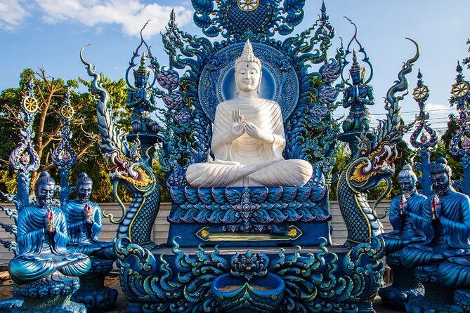 Chiang Rai White Temple Blue Temple and Hill Tribe Village Tour - Mae Khachan Hot Spring: Boiled Eggs, 90 C Foot Soaks, and Breakfast