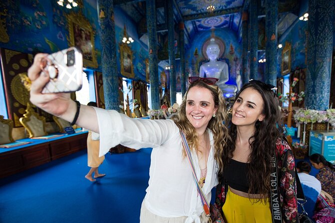 Chiang Rai White Temple, Blue Temple and more from Chiang Mai - Wat Rong Seur Ten (Blue Temple) and lunch timing: where the day slows slightly