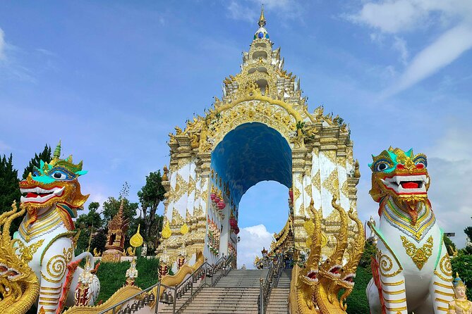 Chiang Rai Wonders: White, Blue & Red Temples and Hot Spring - Chiang Rai Temples Start Early, and You’ll Feel It