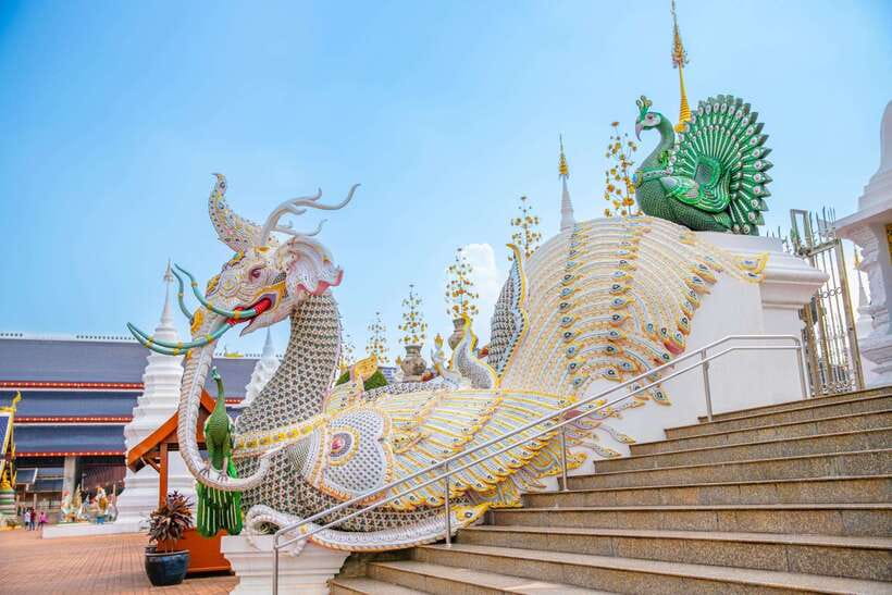 Chiangma: Wat ban den, Blue Temple & Sticky Waterfall. - How the half-day timing actually works (4 hours, no wasted moves)