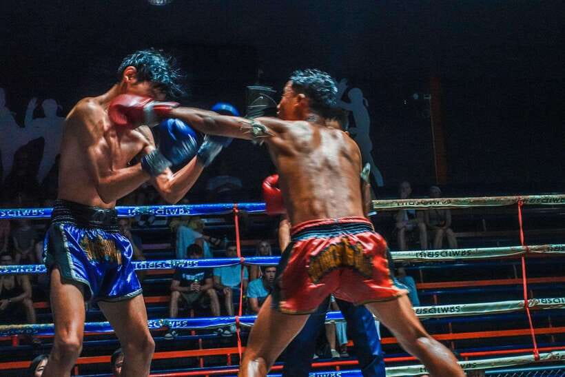 Chiangmai: Chiangmai Boxing Stadiums Ticket - What the evening looks like: 6 to 8 Muay Thai matches