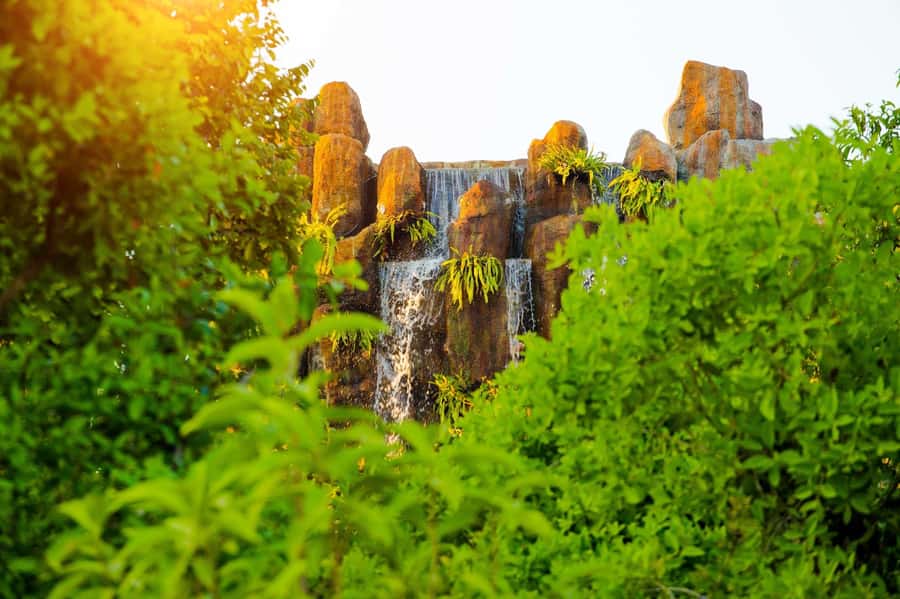 Chiangmai to Chiangrai: 3 Temples, Hot Springs& Lalitta Cafe - Chiang Rai temples: why this day trip feels special