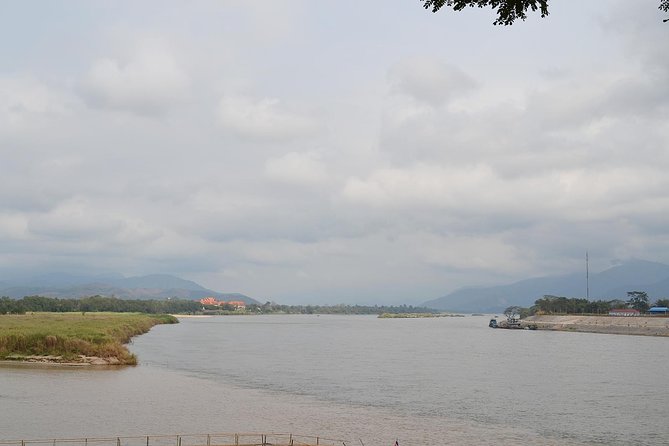 Chiangrai day trip Private Tour - Optional Add-Ons: Long Neck Karen Village and Maekhong River Choices