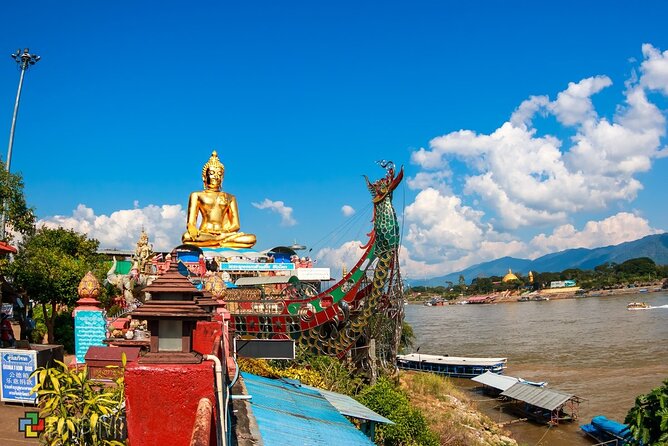 Chiangrai One Day Private Customized Tour from ChiangMai - Baan Dam Museum and Thawan Duchanee’s strange architecture