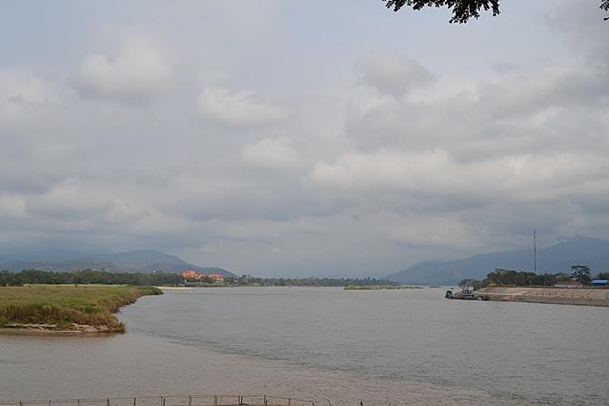 Chiangrai Round Trip Classic Tours 3 Days 2 Nights - Day 1: Poopoo Paper Park, Chiang Dao Cave, Thaton, Hompandin Farm, Chiang Saen, Golden Triangle