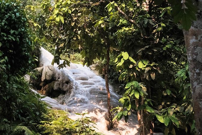Climb Sticky Waterfall Like a Spiderman - The 4-hour half-day schedule, and how it stays stress-free