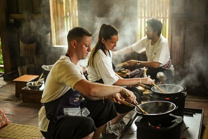 Cook Local Northern Thai Food in Traditional House - Market Shopping in Chiang Mai, Where Flavor Starts