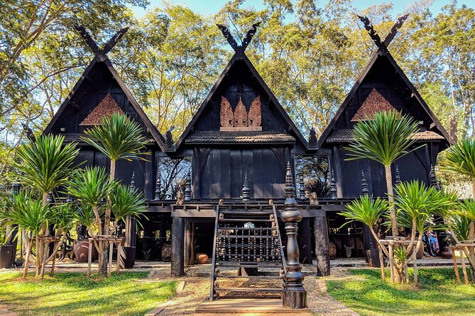 Customized Full Day Tour to Chiang Rai from Chiang Mai - The optional local guide: where it can help, and where it can annoy