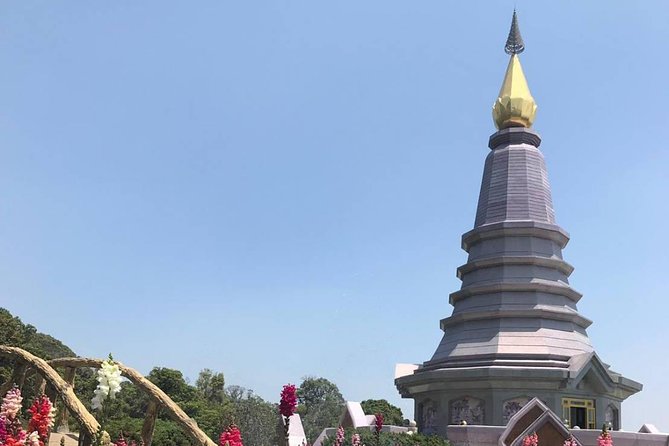 Doi Inthanon National Park Day Trip - Stop 3: Doi Inthanon National Park, The Highest Peak Area and Twin Pagodas