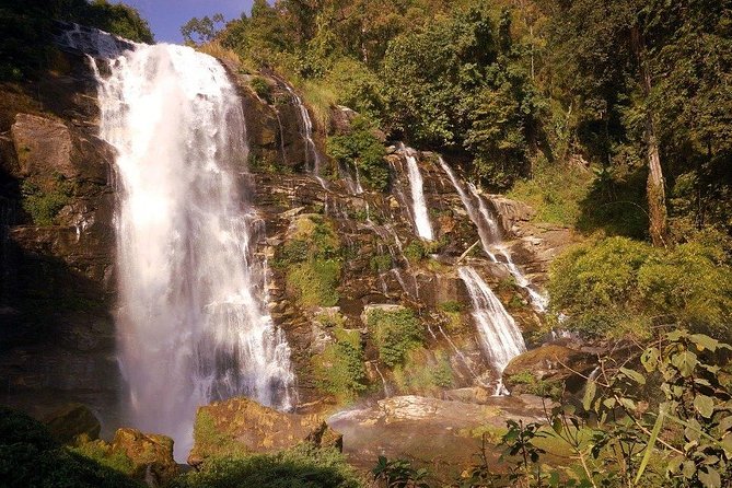 Doi Inthanon National Park Full Day Tour from Chiang Mai - Twin royal pagodas: Buddha relics and royal memorial design