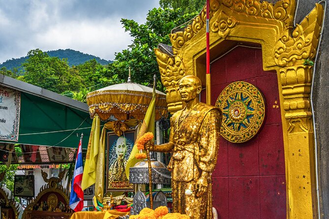 Doi Suthep and Wat Pha Lat Sunrise Private Tour – Half Day - The guide factor: James and Tim bring the morning alive