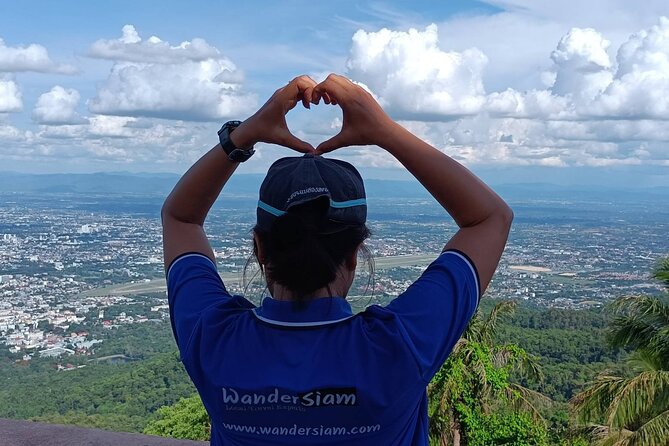 Doi Suthep Temple Tour by Local Red Car 3 Hour Adventure - Timing, Weather, and What to Bring