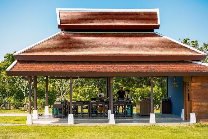 Evening Cooking Class in Traditional Pavilion with Beautiful Garden - Chiang Mai - The Curry Paste Workshop: This Is the Skill You’ll Actually Use