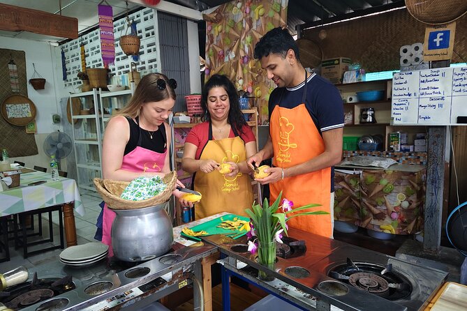 Evening Thai cooking class - Aromdii Cookery School: What the Kitchen Setup Feels Like