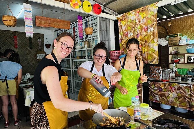 Evening Thai cooking class - Your Dish Choices: Pads, Rolls, Salads, Soups, Curried Classics, and Dessert