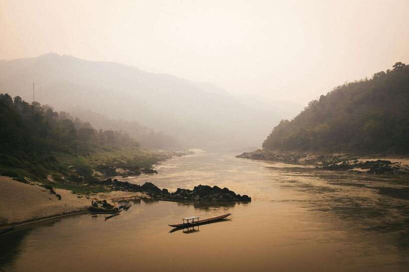 From Chiang Mai : 3 Day 2 Night Slow Boat to Luang Prabang - Border day reality check: Laos visa on arrival and cash planning