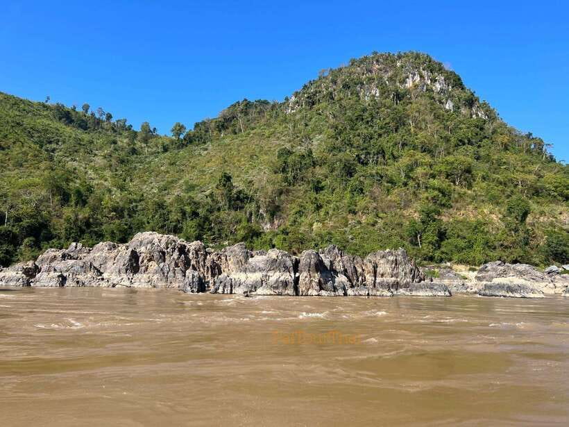 From Chiang Mai : 3 Day 2 Night Slow Boat to Luang Prabang - Day 3: 9 am departure from Pakbeng to Luang Prabang