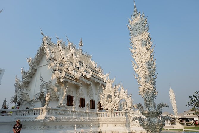 Golden Triangle, White, Black, Blue Temple Full Day Tour From Chiang Mai - The Karen long-neck village: optional, commercial, and time-sensitive