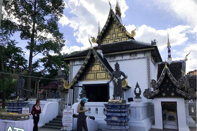 Half day Doi Suthep Temple and city temples (Private tour) - Practical temple tips that will save you time