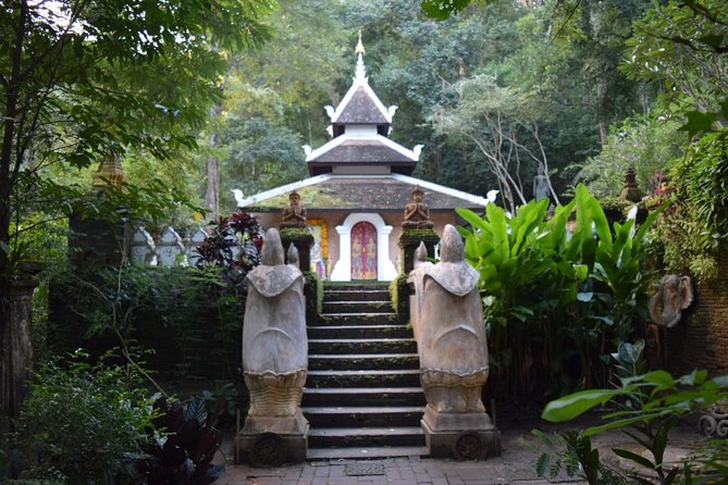 Half Day Doi Suthep Temple and Palad Temple (Private tour) - Wat Phra That Doi Suthep, Pagoda Views, Steps, and Cave Statue Photos