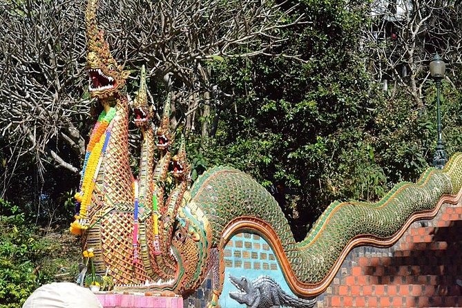 Hot! Doisuthep Temple+Wat Palad+Sticky waterfall - FAQ